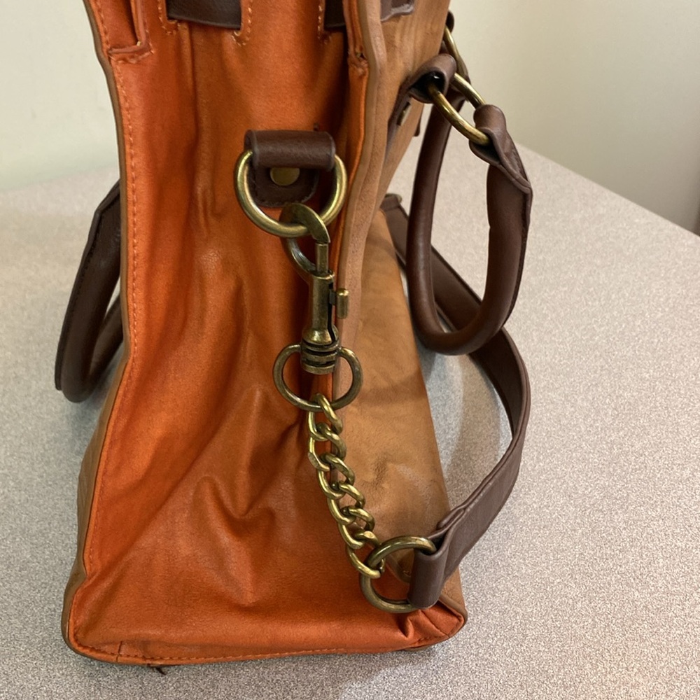 2 tone brown faux leather handbag - Picture 6 of 13